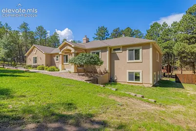 335 Lariat Loop, Monument, CO 80132 - Photo 2