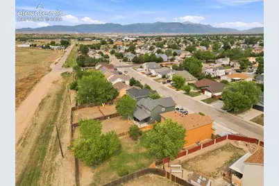 934 Square Dance Lane, Fountain, CO 80817 - Photo 2