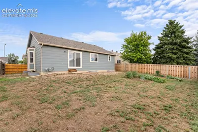 890 Candlestar Loop, Fountain, CO 80817 - Photo 4