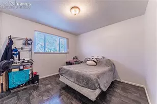 3412 Devonshire Ln, Pueblo, CO 81005 - Photo 6