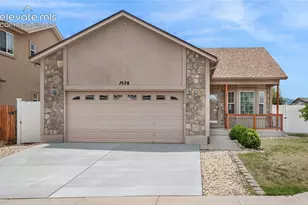 7578 Sun Prairie Dr, Colorado Springs, CO 80925 - Photo 2