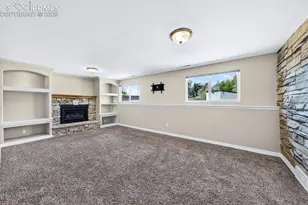 6060 Flintridge Dr, Colorado Springs, CO 80918 - Photo 10