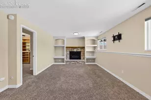 6060 Flintridge Dr, Colorado Springs, CO 80918 - Photo 8