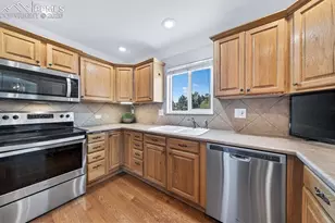 6060 Flintridge Dr, Colorado Springs, CO 80918 - Photo 12