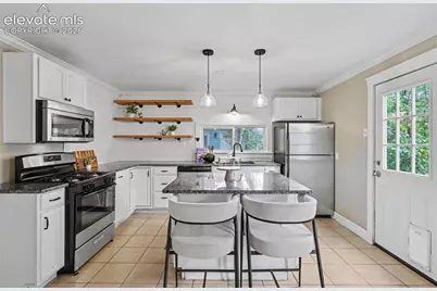 1317 W Kiowa Street, Colorado Springs, CO 80904 - Photo 2