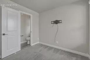 10429 Luneth Dr, Colorado Springs, CO 80925 - Photo 4