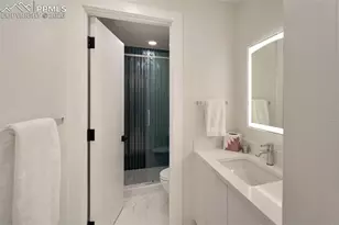 418 Steele St, Denver, CO 80206 - Photo 34