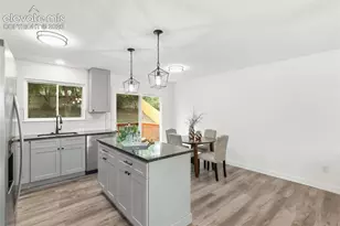 1310 Holmes Dr, Colorado Springs, CO 80909 - Photo 8