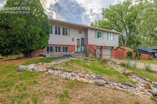 216 De La Vista St, Colorado Springs, CO 80911 - Photo 2