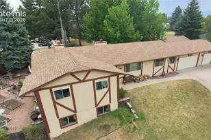 3825 Wesley Ct, Colorado Springs, CO 80917 - Photo 2