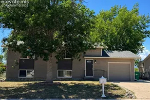6910 Fielding Cir, Colorado Springs, CO 80911 - Photo 22