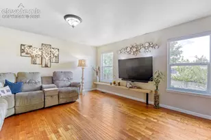 7304 Candelabra Dr, Colorado Springs, CO 80925 - Photo 10