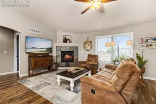 734 E Marigold Dr, Pueblo, CO 81007 - Photo 4