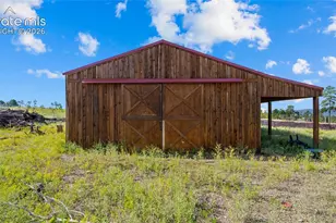 13725 Highline Dr, Colorado Springs, CO 80908 - Photo 20