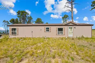 13725 Highline Dr, Colorado Springs, CO 80908 - Photo 2