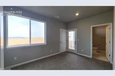 723 Belleza View, Colorado Springs, CO 80907 - Photo 4