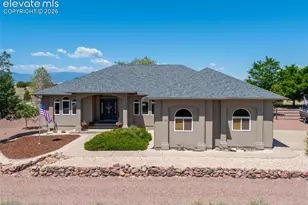 1147 S Camino Pablo Ln, Pueblo West, CO 81007 - Photo 4