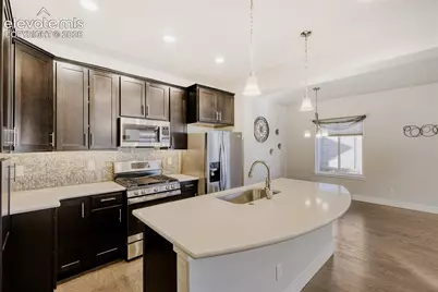 5317 Sky Top Lane, Colorado Springs, CO 80918 - Photo 8