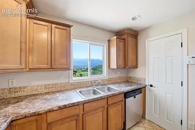2826 Pinnacle Drive, Colorado Springs, CO 80910 - Photo 6