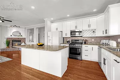 9135 Chetwood Drive, Colorado Springs, CO 80920 - Photo 10