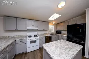 1641 Kiowa Rd, Florissant, CO 80816 - Photo 12