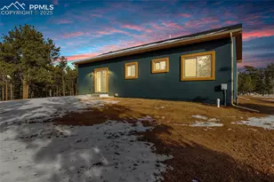 2627 Pikes Peak Dr, Florissant, CO 80816 - Photo 42