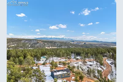 2627 Pikes Peak Drive, Florissant, CO 80816 - Photo 36