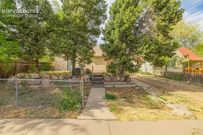 416 W Platte Avenue, Colorado Springs, CO 80905 - Photo 4