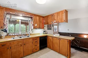 2718 Northridge Dr, Colorado Springs, CO 80918 - Photo 10