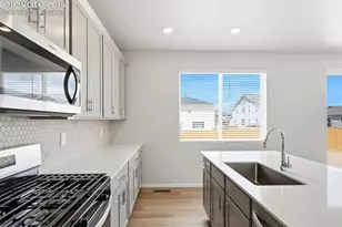 10082 Hartwood Dr, Peyton, CO 80831 - Photo 10