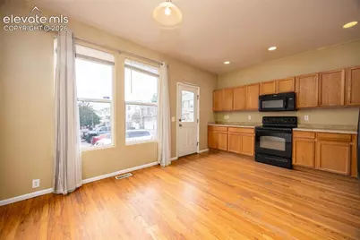 2008 Creekridge Point, Colorado Springs, CO 80910 - Photo 8