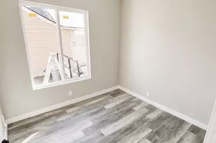 1126 E Moreno Ave, Colorado Springs, CO 80910 - Photo 2