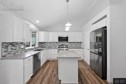 690 Snowpeak Court, Colorado Springs, CO 80916 - Photo 8