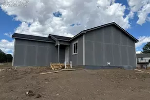 410 Corley Pl, Colorado Springs, CO 80919 - Photo 2