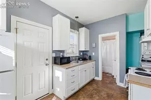 936 E Moreno Ave, Colorado Springs, CO 80903 - Photo 6