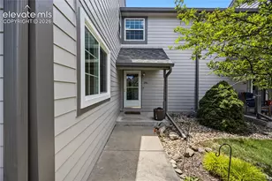 286 Cobblestone Dr, Colorado Springs, CO 80906 - Photo 2