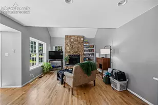 286 Cobblestone Dr, Colorado Springs, CO 80906 - Photo 4