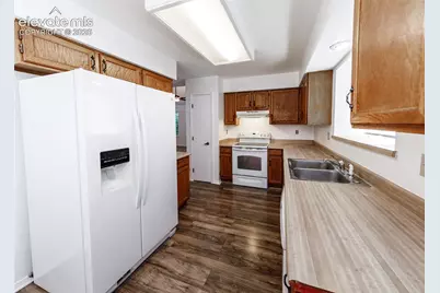 3450 Cedarhurst Way, Colorado Springs, CO 80918 - Photo 20