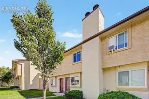 3135 Starlight Cir, Colorado Springs, CO 80916 - Photo 2