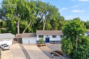 217 Cielo Vista St, Colorado Springs, CO 80911 - Photo 2