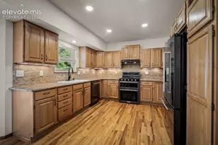 8450 Melross Ct, Colorado Springs, CO 80919 - Photo 4