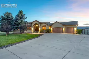 720 Mission Hill Way, Colorado Springs, CO 80921 - Photo 2