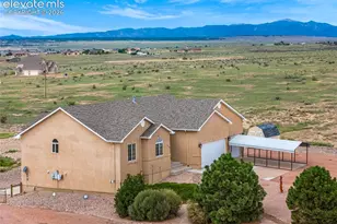 1373 N Blue Lake Ln, Pueblo West, CO 81007 - Photo 2