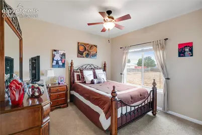 777 E Woodleaf Drive, Pueblo, CO 81007 - Photo 22