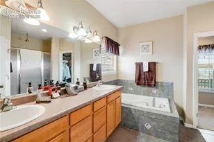 777 E Woodleaf Dr, Pueblo, CO 81007 - Photo 20