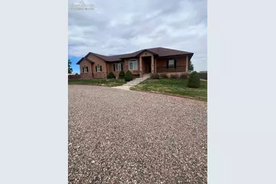 777 E Woodleaf Drive, Pueblo, CO 81007 - Photo 2