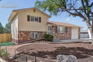 627 Lansing Dr, Colorado Springs, CO 80909 - Photo 2
