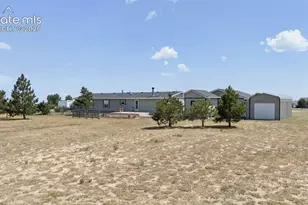 15624 Lucy Ln, Peyton, CO 80831 - Photo 40