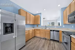 2215 Ellingwood Dr, Colorado Springs, CO 80910 - Photo 8