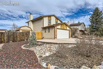 3590 Rocky Knoll Drive, Colorado Springs, CO 80920 - Photo 2